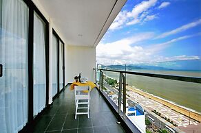 Holi Beach Apartments