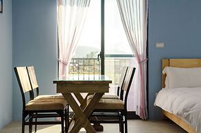 Sea Breeze B&B