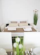 Apartments Hiša Pod Gradom