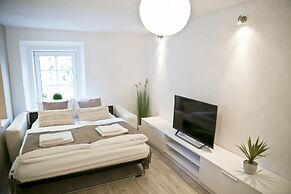 Apartments Hiša Pod Gradom
