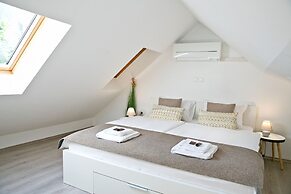 Apartments Hiša Pod Gradom