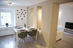 Apartments Hiša Pod Gradom