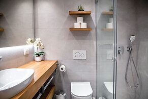 Apartments Hiša Pod Gradom