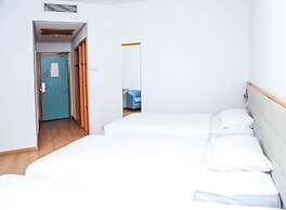 Senator Agadir