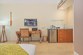 Moana Sands Lagoon Resort - Adults Only