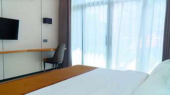 Vienna Hotel (Newly Renovated 2025)