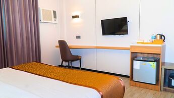 Vienna Hotel (Newly Renovated 2025)