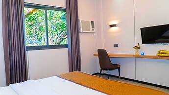 Vienna Hotel (Newly Renovated 2025)