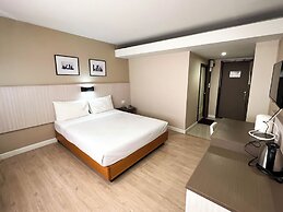 Srivichai Hotel
