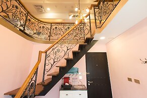 Puli story house