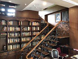 Puli story house