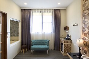 Puli story house