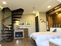 Puli story house