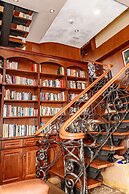 Puli story house
