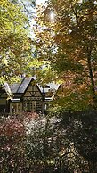 Pension Maple Leaf