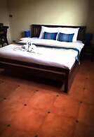 Sunshine Coast Inn
