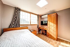 Geoje Oasis Hotel