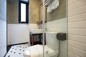Midori Hostel