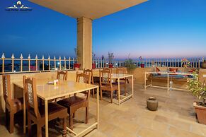 Gaji Hotel