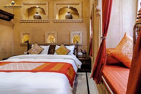 Gaji Hotel