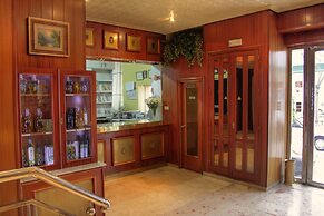 Hotel Torrezaf
