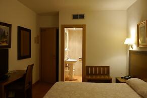 Hotel Torrezaf