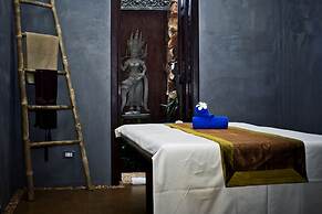 Angkor Palace Suite & Villa