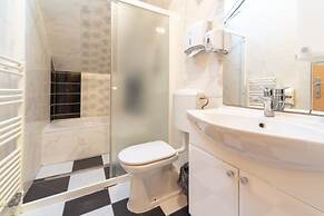 Ana Hostel