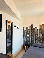 Black Market Hotel