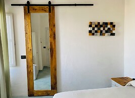 Black Market Hotel