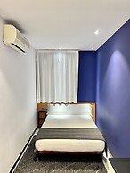 Hostal Apolo