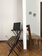 Ai Leoni