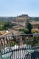 Terra del sole Ibla