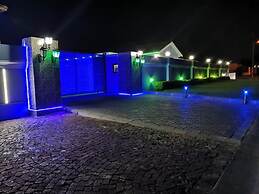 Zurich Garden Lodge