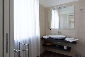 L'Insolita Reggia
