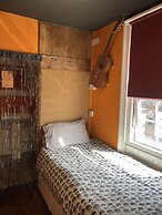 Acapulco Rooms