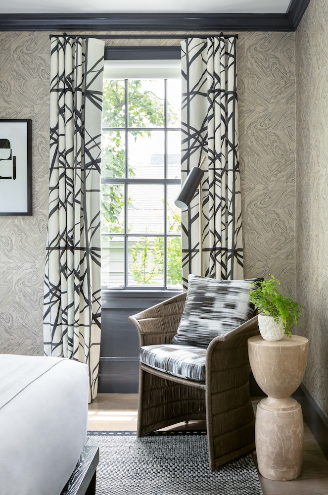 The Richard, The Edgartown Collection