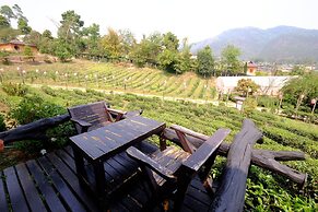 Lee Wine Ruk Thai Resort