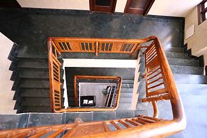 Hotel Maharaja Inn