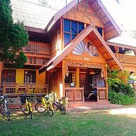 Crossroads House - Hostel