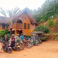 Crossroads House - Hostel