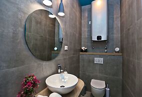 Riva Luxury Rooms