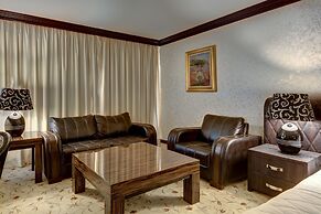 Shiroka Laka Hotel