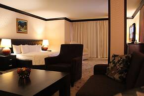 Shiroka Laka Hotel
