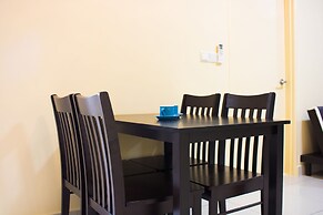 Cozy Condo at The Meridin Medini