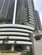 Cozy Condo at The Meridin Medini