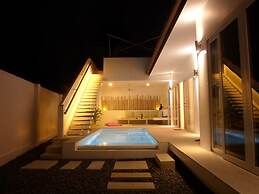 Chuan Chom Villas