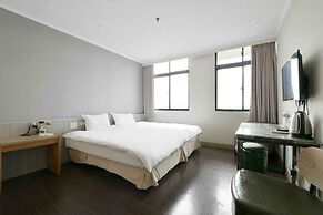 Back Home Hotel