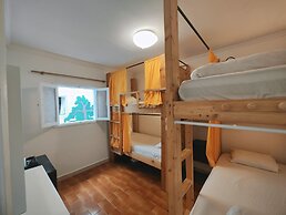 La Ventana Azul Surf Hostel