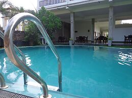 Hotel Star White Negombo